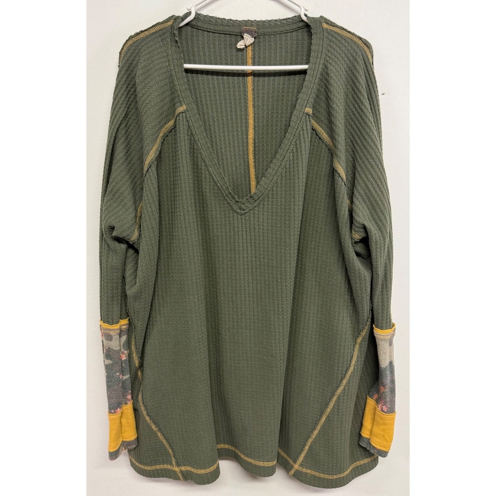 We The Free Free People Oversized Waffle Knit Thermal V-Neck Olive Green Small